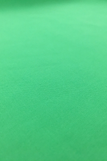 Viscose Batiste in Kelly Green0