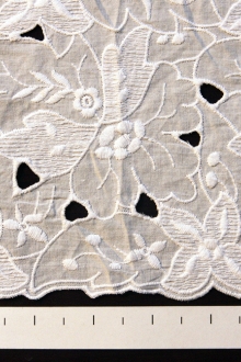 Cotton Eyelet in White0