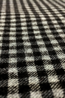 Wool and Lycra Plaid0