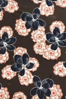 Floral Cloqué Brocade0