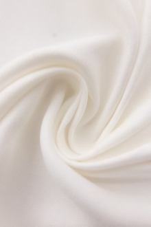 Viscose Twill in Off White0