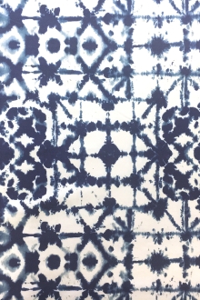 Stretch Linen Shibori Print in Indigo0