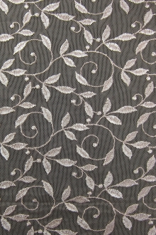 Embroidered Illusion0