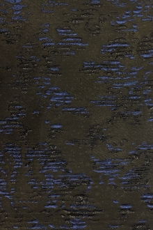 Silk and Polyester Blend Liquid Cloqué0