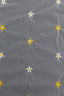 Embroidered Illusion0