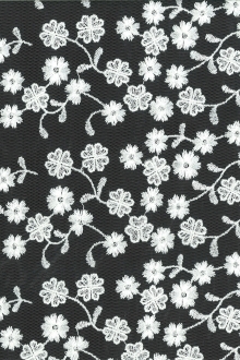 Embroidered Illusion0