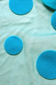 Flocked Dots on Illusion0