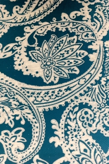 Extra Wide Doubleface Jacquard Large Paisley Pattern0