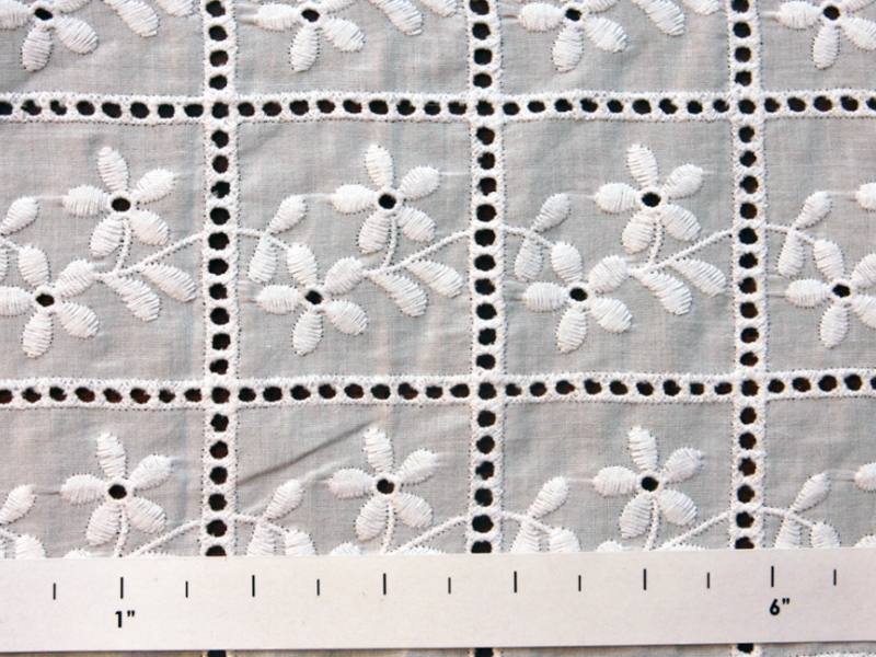 Cotton Eyelet in White0