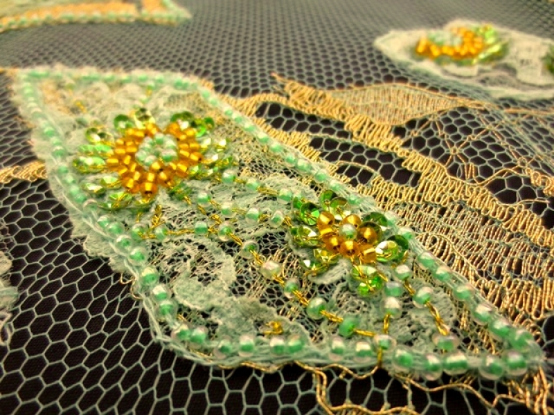 Beaded Metallic Chantilly Lace2