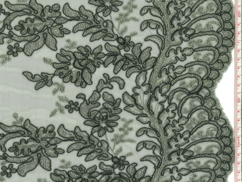 EMBROIDERED ILLUSION0