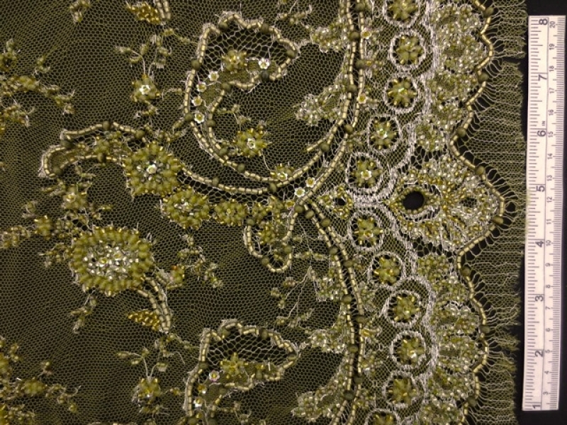 Beaded Metallic Chantilly Lace0