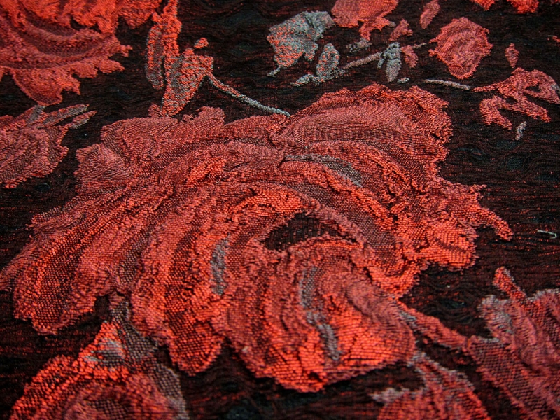 Silk Blend Metallic Floral Cloqué1