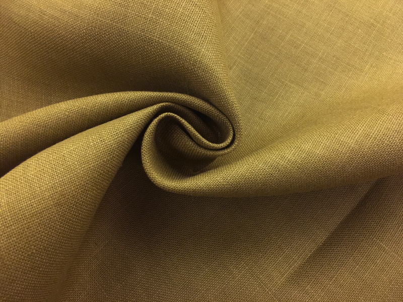 Medium Weight Linen in Moss1