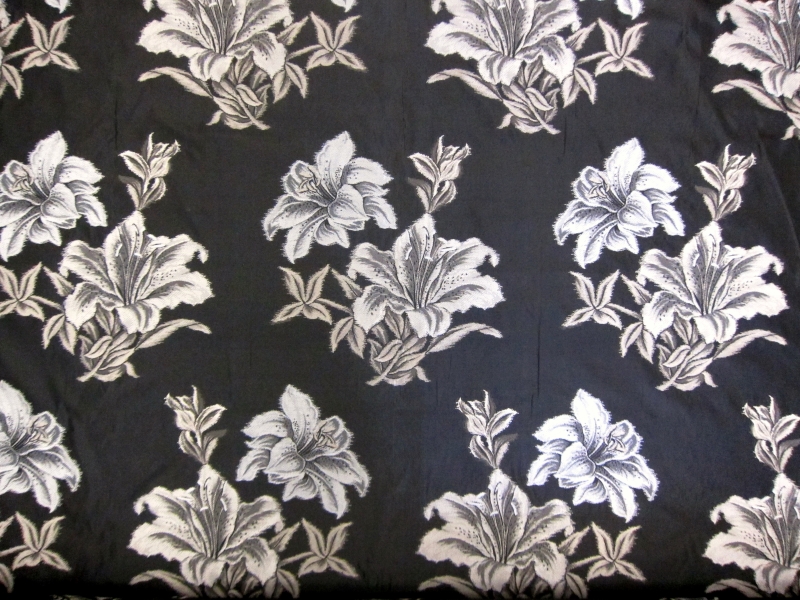 Silk Blend Brocade0