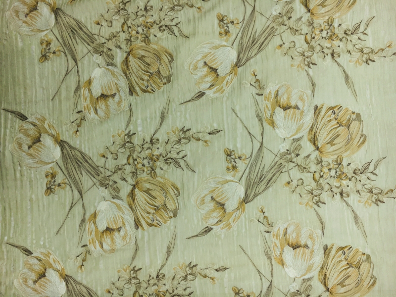 Detailed Floral Embroidery on Metallic Crinkle Silk 0