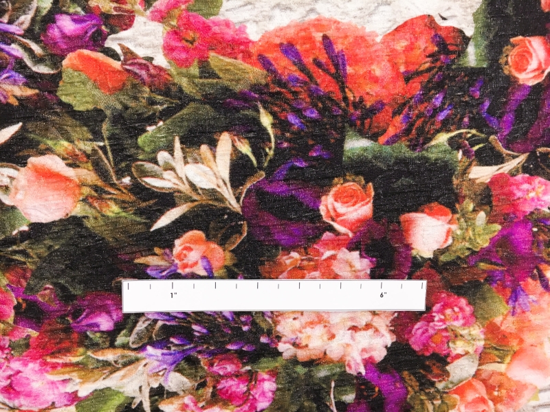 Metallic Silk Blend Matelassé with Floral Bouquets1