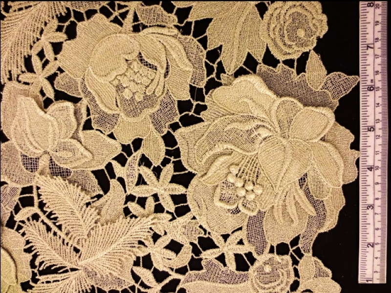 Metallic Guipure Lace0