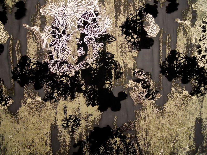 Silk Blend Metallic Fil Coupé Organza0