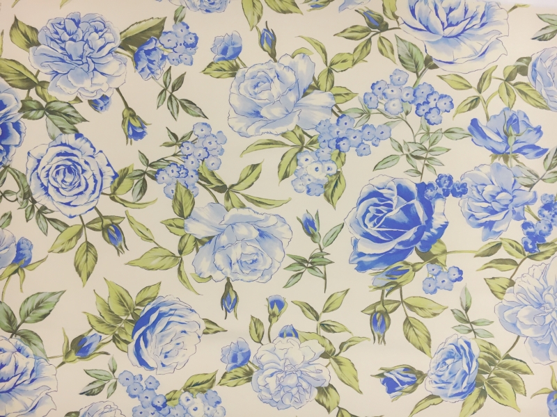 Printed Silk Canvas with Large Roses0