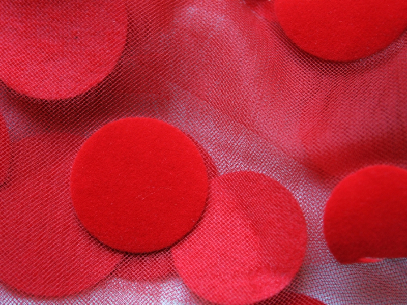 Flocked Dots on Illusion2