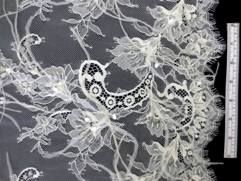 Beaded Chantilly Lace0