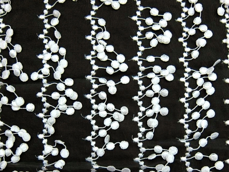 Novelty Embroidered Illusion0