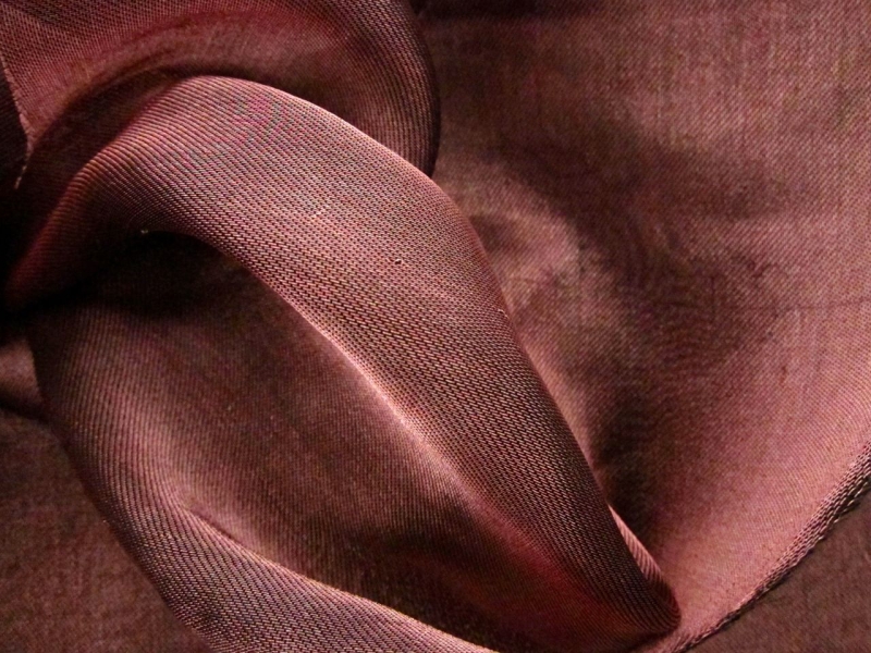 Heavy Metallic Silk Organza0