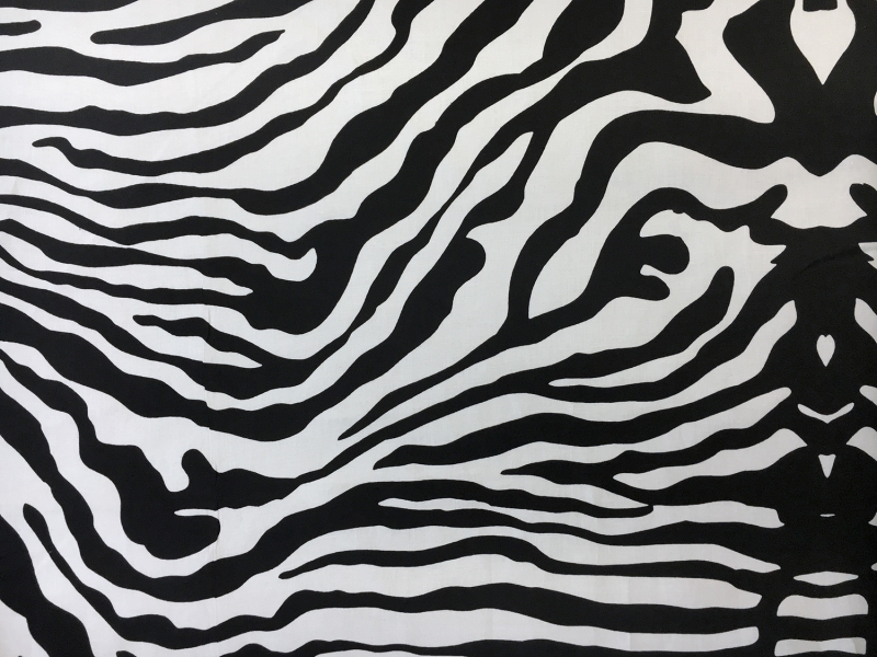Lightweight Linen Zebra Print in Black0