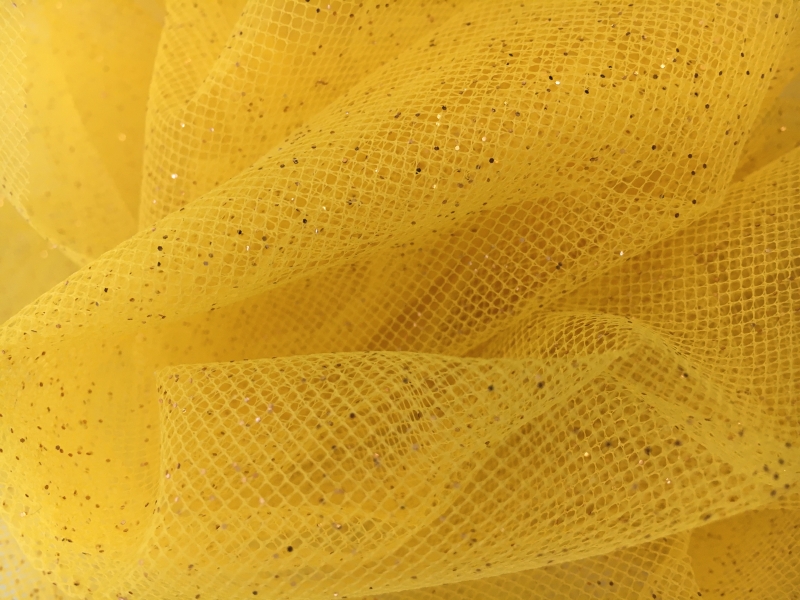 Metallic Illusion in Yellow0