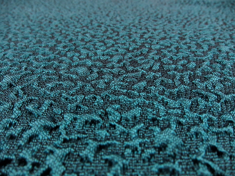 Silk Blend Organza Cloqué0