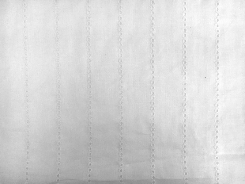 Linen Hankerchief Eyelet in White 0