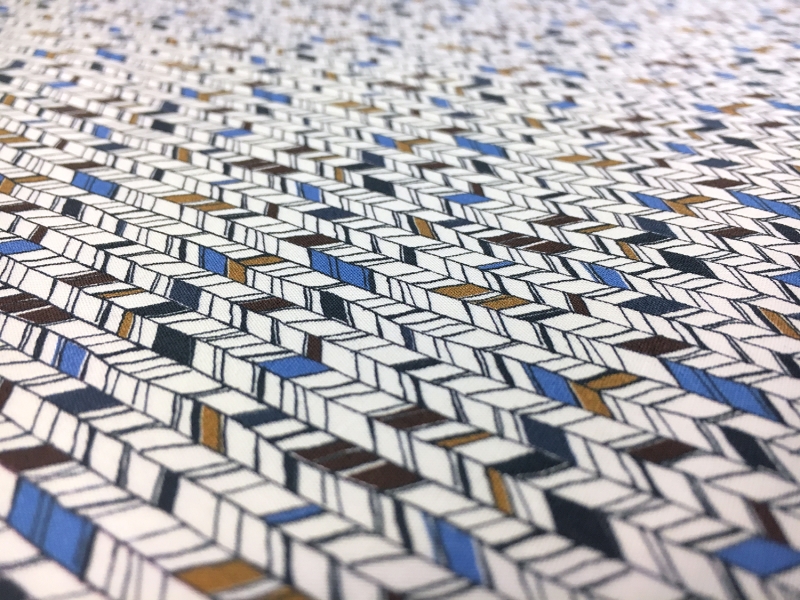 Cotton Broadcloth With Small Geometric Print3