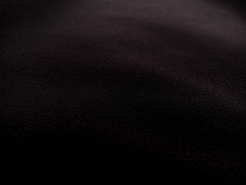 Sponge Crepe in Black1