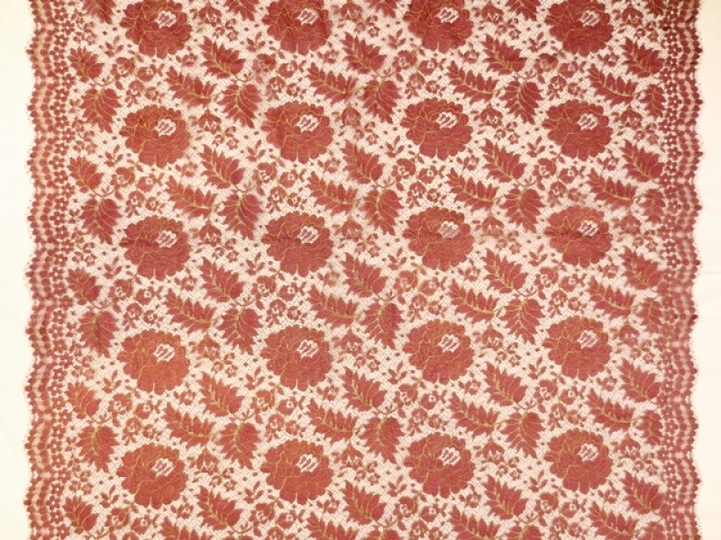 Metallic Chantilly Lace3