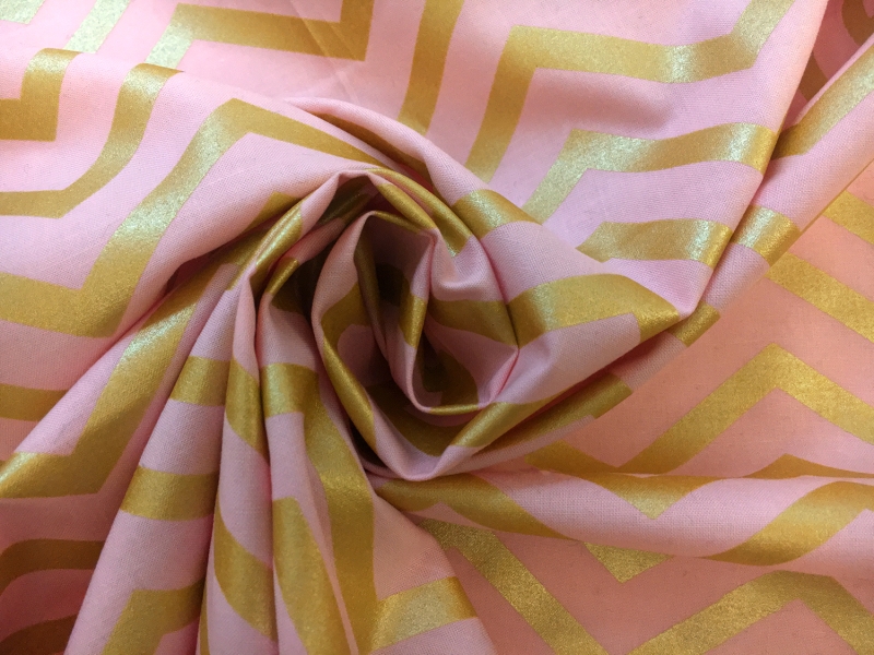 Cotton Broadcloth Metallic Zigzag Print1