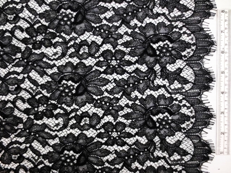 Lurex Chantilly Lace0