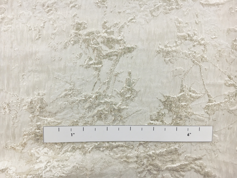 Silk Blend Abstract Metallic Cloqué1