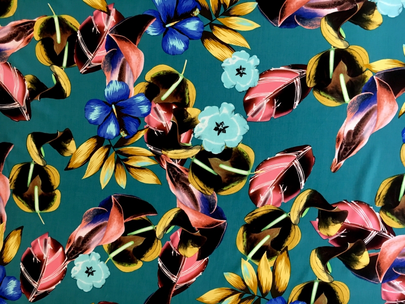  Viscose Poplin Print with Tropical Flowers0