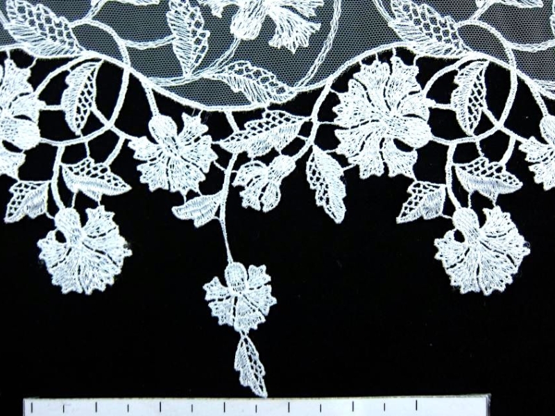 Embroidered Illusion1