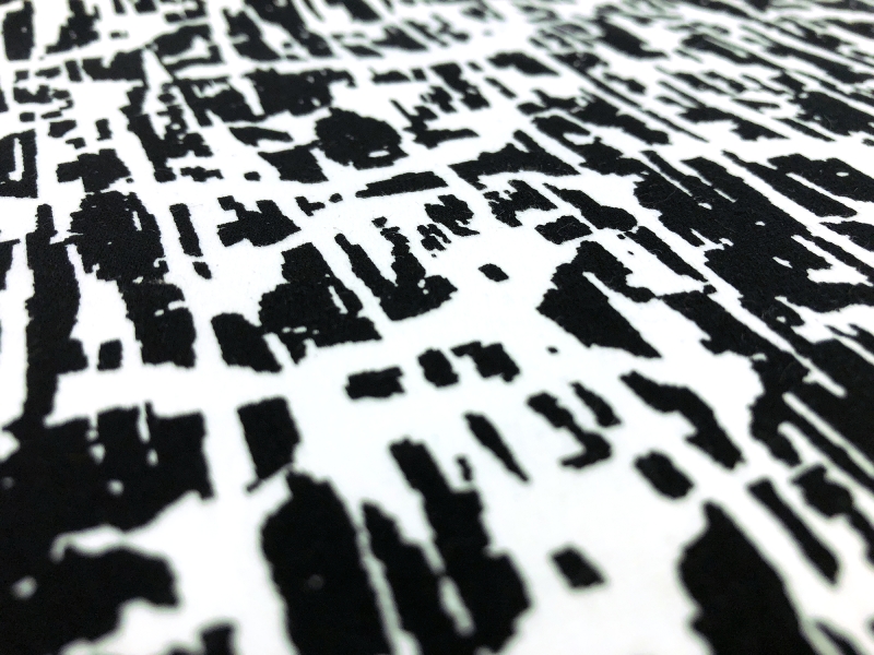 Designer Black and White Cotton Heavy Sateen Print2