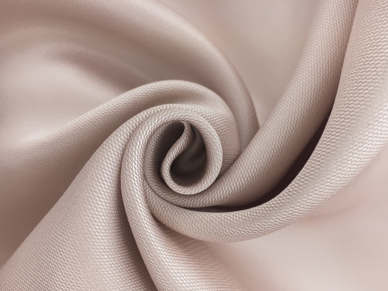 Silk Barathea in Dusty Pink0