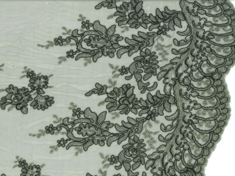 EMBROIDERED ILLUSION2