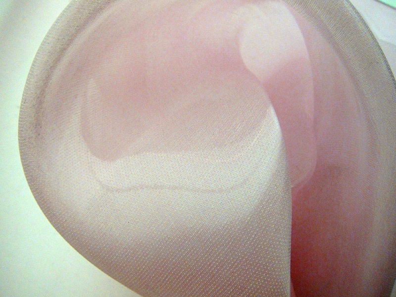 Silk Blend Liquid Look Organza0