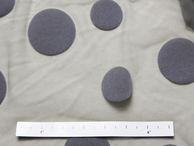 Flocked Dots on Illusion1