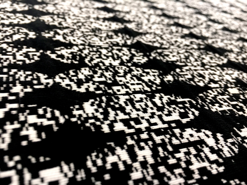 Jacquard Panel with Degradé Geometrics2