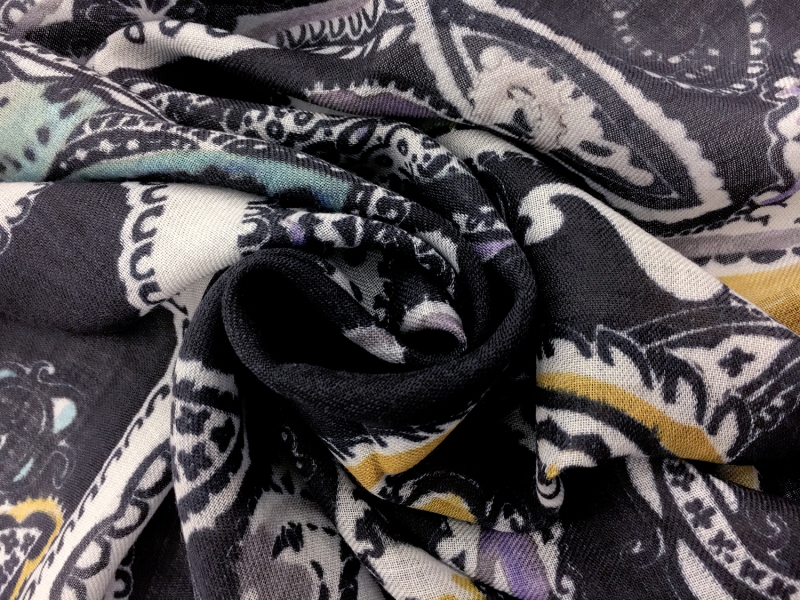 Italian Wool Challis With Over Sized Paisley Print1