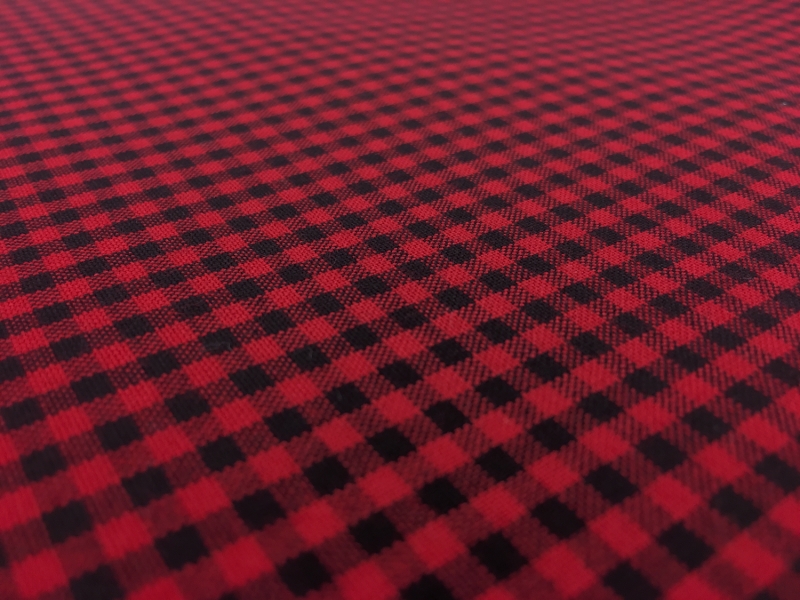 Carolina Cotton Gingham in Scarlet2