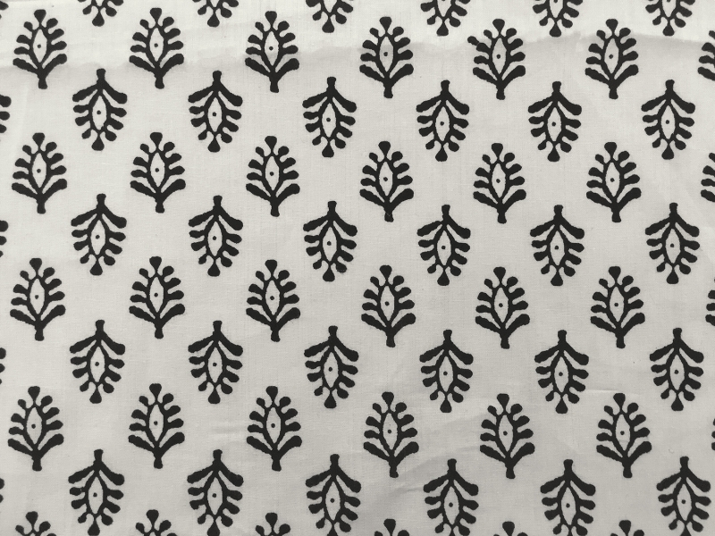 Cotton Lawn Black & White Leaf Eye Print 0