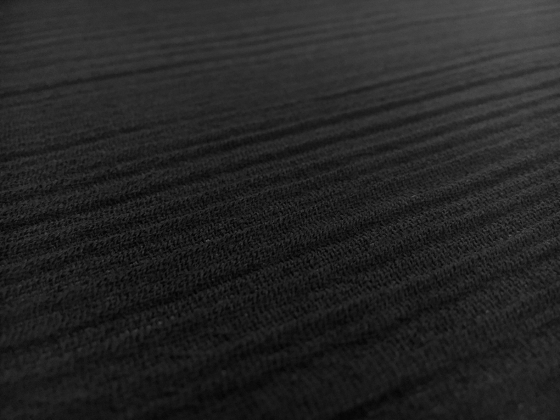 Italian Wool Crinkle in Black2